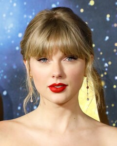         tay161219BZNimage101.jpg