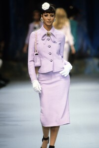 1903376214_christy-turlington(1).thumb.jpg.60b5d29a7f7816326f9f16dca333eaeb.jpg