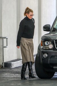         pom141219BZNimage106.jpg