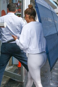        lop261219BZNimage27.jpg