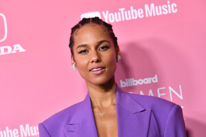 Alicia+Keys+Billboard+Women+Music+2019+Presented+kCm3FawHr57x.jpg