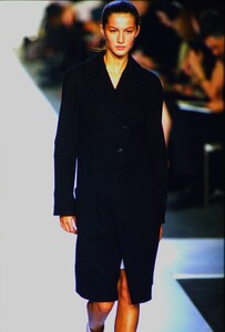 1973564211_narciso-rodriguez-fw-1999(11).thumb.jpg.bc5c59e1905dd34cf9b4531ead4f5a48.jpg