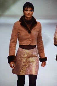 1976359369_alberta-ferretti-fw-1994(2).thumb.jpg.e2dc4790bb7eea8a92c68f0fecfd9e52.jpg