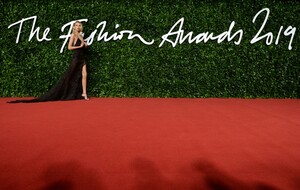 [1191534429] The Fashion Awards 2019 - Red Carpet Arrivals.jpg