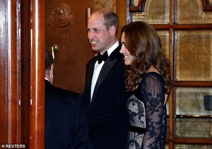 21168266-0-Prince_William_Duke_of_Cambridge_and_Catherine_Duchess_of_Cambri-a-31_1576062908867.jpg
