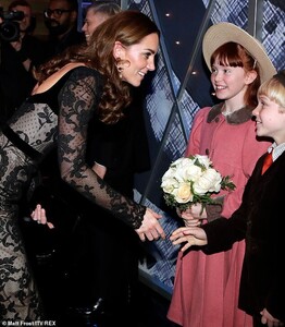 21179938-0-The_Duchess_is_pictured_at_the_Royal_Variety_Performance_at_the_-a-6_1576062908855.jpg