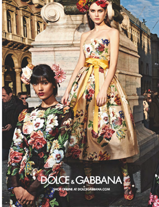 2118410266_Simoncik_Dolce__Gabbana_Fall_Winter_19_20_01.thumb.png.4ea9508b57036d300c373de6a192c565.png