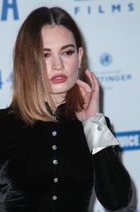       lil011219BZNimage110.jpg