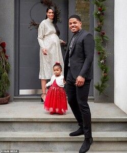 22079756-7778903-Stylish_Sterling_looked_dapper_in_a_classic_black_suit_which_was-a-29_1576030260306.thumb.jpg.9b8f80e1c60b776b04b3a29797d74f8d.jpg