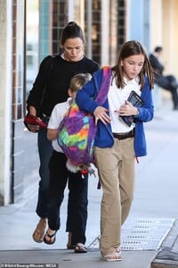 22432912-7808419-Follow_the_leader_Seraphina_was_steps_ahead_of_her_mother_after_-a-20_1576731169324.jpg