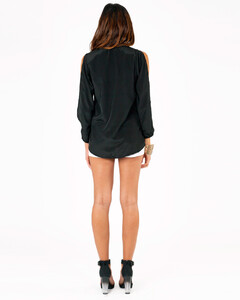 black-camilia-blouse (3).jpg