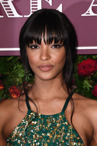 22631705_JourdanDunn65thEveningStandardTheatredu_gUdRr0zox.thumb.jpg.d7b81890a68cc83cab1c6f104489a42d.jpg