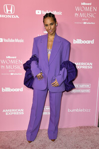 Alicia+Keys+2019+Billboard+Women+Music+Arrivals+TcarkvYe2MGx.jpg