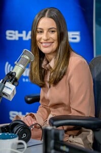       mic061219BZNimage1001.jpg