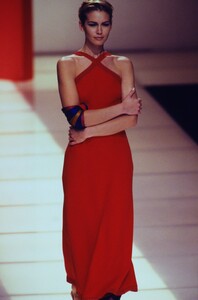 giorgio-armani-ss-1997 (3).jpg