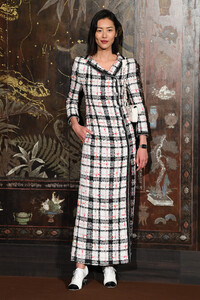 Liu+Wen+Chanel+Metiers+Art+2019+2020+Photocall+JQSmQw8BtI6x.jpg
