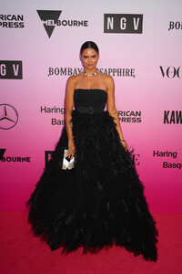Samantha+Harris+NGV+Gala+2019+Arrivals+PKXzEkSmQ-yx.jpg