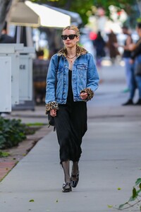        rob201219BZNimage114.jpg