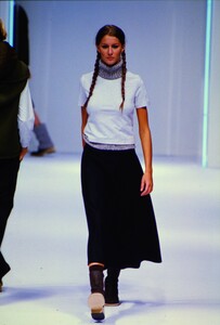 480617659_sportmax-fw-1999(2).thumb.jpg.feaed94b6a44fd3b43185e593e17fc8c.jpg