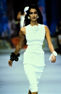 546151854_yasmeen-ghauri(7).thumb.jpg.ad0e4aae36d14c53d504865f0e36d41a.jpg