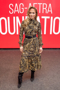 Jennifer+Lopez+SAG+AFTRA+Foundation+Conversation+MZpVSvOeV7ux.jpg