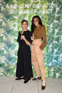 Winnie+Harlow+Banquet+Nature+Perrier+Jou+t+teNvnuqLyo7x.jpg
