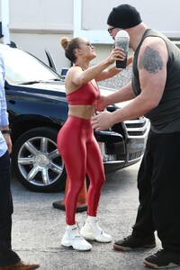        jen241219BZNimage113.jpg