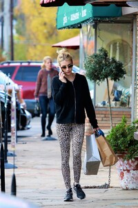         rob111219BZNimage12.jpg