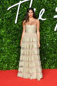 [1191515058] The Fashion Awards 2019 - Red Carpet Arrivals.jpg