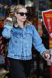         rob201219BZNimage122.jpg