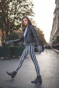 7079e0a32735b97315acbdd2dd846baf.thumb.jpg.6f346a7ad18c37a2fec725049c47bcb6.jpg