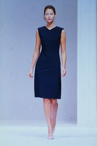 730931167_max-mara-ss-1998(2).thumb.jpg.7b7e3d559289889ad588f129d1a29588.jpg