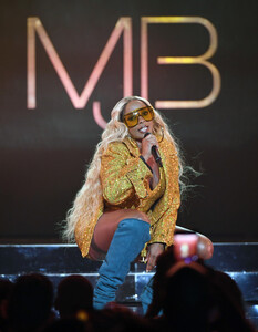Mary+J+Blige+Mary+J+Blige+Concert+Las+Vegas+WsKHD-99Ze2x.jpg
