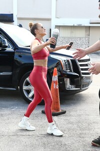        jen241219BZNimage111.jpg