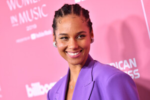Alicia+Keys+Billboard+Women+Music+2019+Presented+n-2jNl4SJqtx.jpg