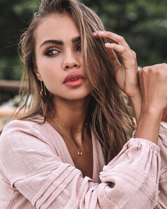 7E84C3A0-FA05-477B-A367-A89FD7CC32D9.jpeg