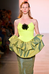 85507234_ChristopherJohnRogersRunwaySeptember2019go5l_X0bXDGx.thumb.jpg.97043f05d5c00f2c39d8e7e602e16af8.jpg