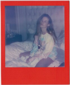 Behati Prinsloo Levine on Instagram_ _--__B5qPHPEn(JPG).jpg