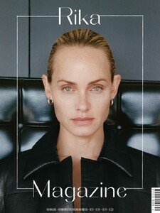 Amber Valletta-Rika-unk.jpg