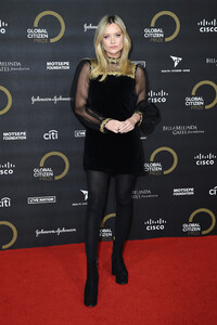 Laura+Whitmore+Global+Citizen+Prize+2019+Red+dSqfRKXDkC3x.jpg