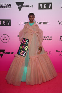 Akiima+NGV+Gala+2019+Arrivals+hSrytRvzLNgx.jpg