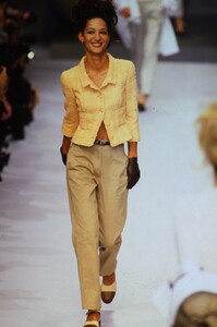 900614054_runway-mix(6).thumb.jpg.ed98793e03e2f7fde63d30804ec54a93.jpg