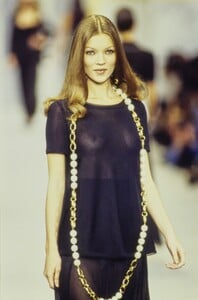 970758696_kate-moss(4).thumb.jpg.60d3f51d64bce5accb40641c204cc070.jpg