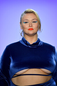 97143497_ChromatSpringSummer2020NewYorkFashionOPT8QJ9TjtUx.thumb.jpg.922f8e97975f5d7b6e5f90b5061c2bd4.jpg