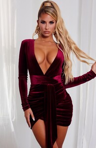 Amalia_Mini_Dress_-_Burgundy_CROP_3.jpg