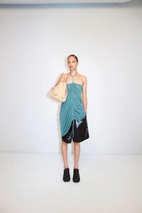 Bottega-Veneta-PF20_LOOK-03_W.thumb.jpg.6a2c75b7aa8cdb69e25e16a0761e3094.jpg