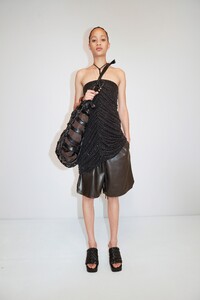 Bottega-Veneta-PF20_LOOK-29_W.thumb.jpg.d36ae5a91f29779bce64bdd6c15dd475.jpg