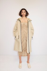 Bottega-Veneta-PF20_LOOK-40_W.thumb.jpg.21adcc6bd450904d12ca82782e5ef834.jpg