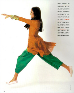 Chin_Vogue_Italia_March_1991_07.thumb.png.b56dfcbfe3217b48fee30a147c05bec0.png