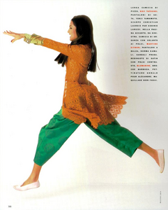 Chin_Vogue_Italia_March_1991_07.thumb.png.d87cb86b85219bf29bd4c438eab10d55.png